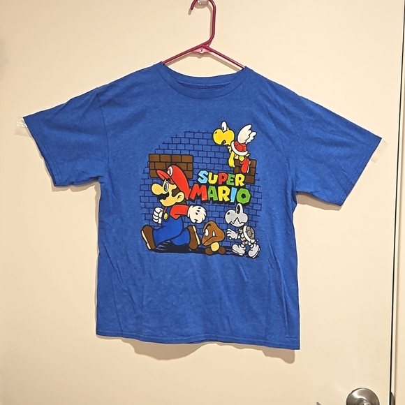 Super Mario blue short sleeve graphic tee XL characters EUC - Picture 2 of 6